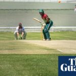 Sechser, Lächeln und Solidarität nach dem Erdbeben: Cricketspieler aus Vanuatu hauchen einem kleinen Wettbewerb in Queensland Leben ein