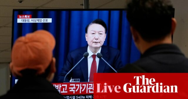 Südkorea ruft den Ausnahmezustand des Kriegsrechts aus – live

