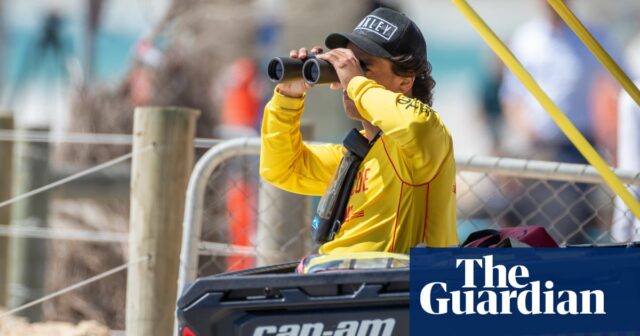 Mann stirbt im Canberra-Fluss, als Rettungsschwimmer vor erhöhtem Ertrinkungsrisiko während der Sommerferien warnen

