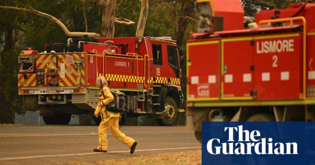 Die unmittelbare Brandgefahr verlagert sich auf NSW, während Victoria weiterhin gegen die Flammen von Grampians kämpft

