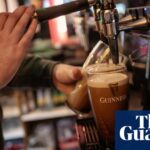 Guinness plündert seine irischen Reserven, um die Engpässe in Großbritannien angesichts der Nachfrage nach Generation Z zu lindern