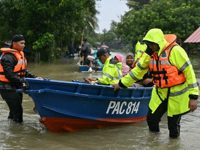 Malaysia und Thailand rechnen mit mehr Regen, nachdem bei Überschwemmungen mehr als 30 Menschen ums Leben kamen

