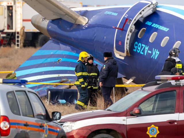 Aserbaidschans Staatschef fordert Russland auf, die Schuld am Flugzeugabsturz einzugestehen

