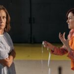 Carrie Preston von Elsbeth vermutet, dass Laurie Metcalf im Herbstfinale eine Mörderin ist