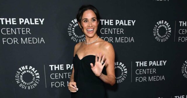 Meghan Markle sorgt bei der Paley Honors Herbstgala in Los Angeles für absoluten Glamour

