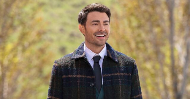 Hallmark-Star Jonathan Bennett gibt zu, dass er zu Weihnachten nicht dekoriert

