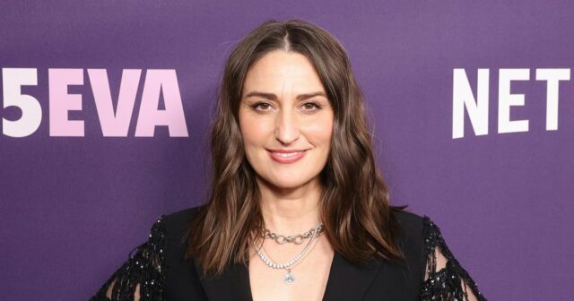 Sara Bareilles spricht über die Verdichtung des Romans „The Interestings“ zu einem Musical

