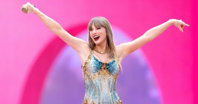 Taylor Swift erhält den Apple Music Award für das meistgestreamte Album für „TTPD“

