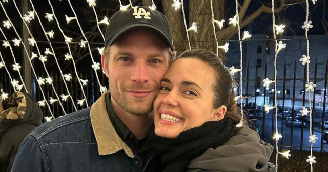 Torrey DeVitto bringt mit Ehemann Jared LaPine ihr erstes Baby zur Welt

