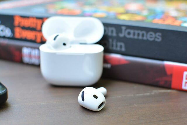 Apples AirPods 4 mit ANC fallen auf einen neuen Tiefststand von 139 US-Dollar

