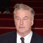 „Rust“-Staatsanwalt lässt Verfahren gegen Alec Baldwin fallen, Schauspieler wird nicht mehr angeklagt