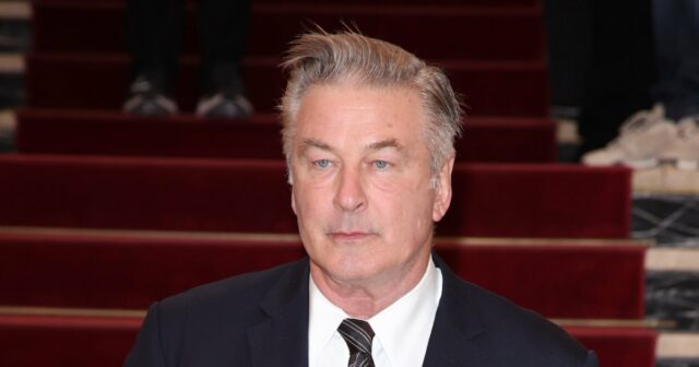 „Rust“-Staatsanwalt lässt Verfahren gegen Alec Baldwin fallen, Schauspieler wird nicht mehr angeklagt

