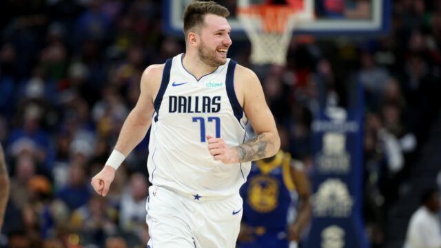 So können Sie Los Angeles Clippers gegen Dallas Mavericks online ansehen

