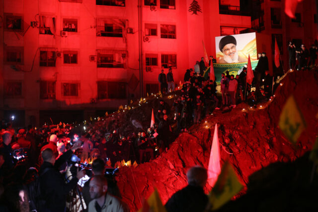 Tausende trauern in Beirut um den ehemaligen Hisbollah-Führer Hassan Nasrallah

