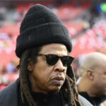 NFL unterstützt Jay-Z wegen Vergewaltigungsvorwürfen: „Unsere Beziehung ändert sich nicht“, sagt Roger Goodell