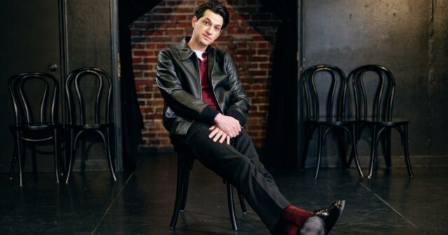 Ben Schwartz ist einer der meistbeschäftigten Männer der Comedy-Szene. Aber er lässt es sich nicht anmerken

