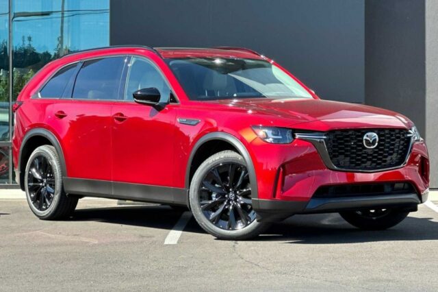 Der Mazda CX-90 3.3 Turbo Premium Plus SUV 2025

