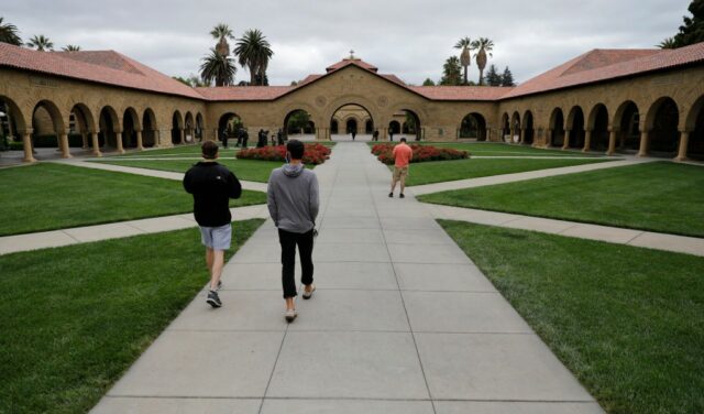 Die Glaubwürdigkeit des Stanford-KI-Experten wird durch gefälschte, von der KI erstellte Quellen erschüttert: Richter

