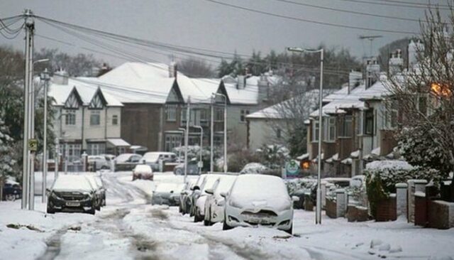 Tausende Haushalte in Großbritannien wegen Schnee ohne Strom

