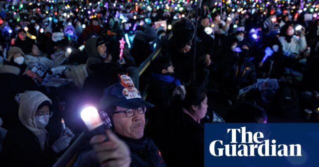 Tausende rivalisierende Demonstranten versammeln sich in Seoul, nachdem Yoon Suk Yeol der Festnahme entgangen ist

