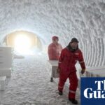 Antarktische Höhle und ein rotes Eichhörnchen: Fotos des Tages – Donnerstag