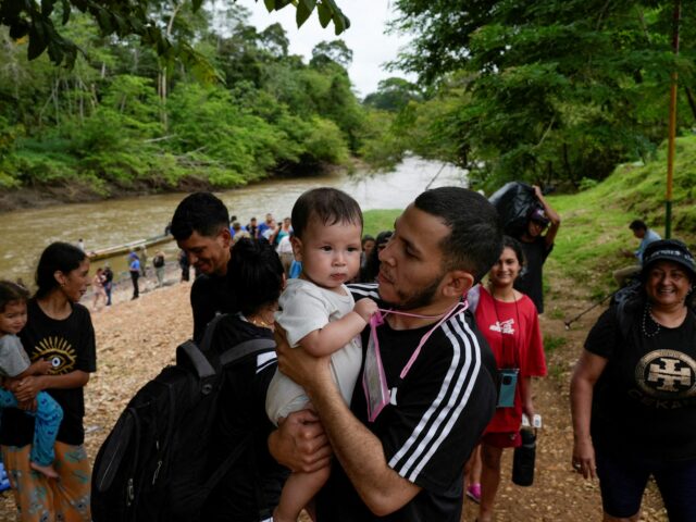 Panama meldet einen starken Rückgang der irregulären Migration durch die Darien-Lücke

