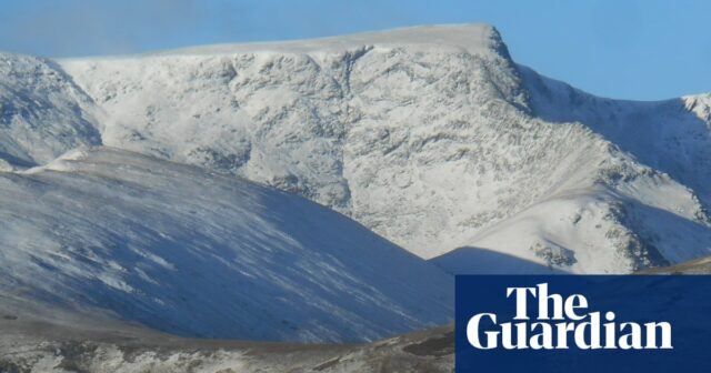 Mann stirbt nach Sturz aus 70 Metern Höhe vom Bergrücken im Lake District

