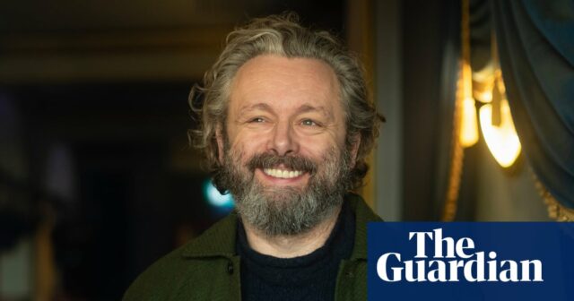 „Ich platze nur so vor Ideen“: Michael Sheen eröffnet neues Nationaltheater für Wales

