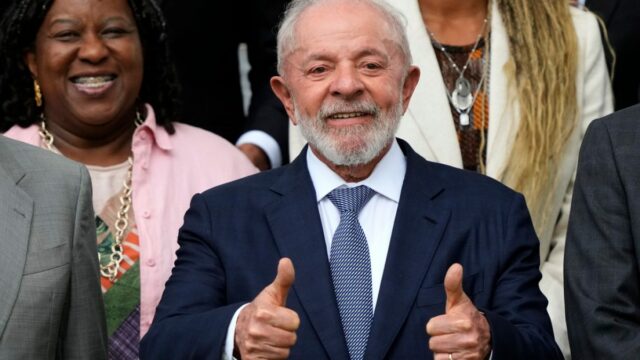 Brasils Lula sagt, dass alle US -Zölle erwidert wären

