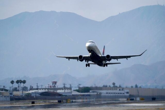 Wie aus Dokumenten hervorgeht, wie eine Frau aus Kalifornien durch die Sicherheitskontrolle schlüpfte und es in ein Flugzeug nach Hawaii schaffte

