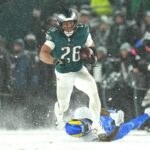 Barkley läuft im Schnee für 78- und 62-Yard-TDs und die Eagles schlagen Rams mit 28-22, um zum NFC-Titelspiel zu gelangen