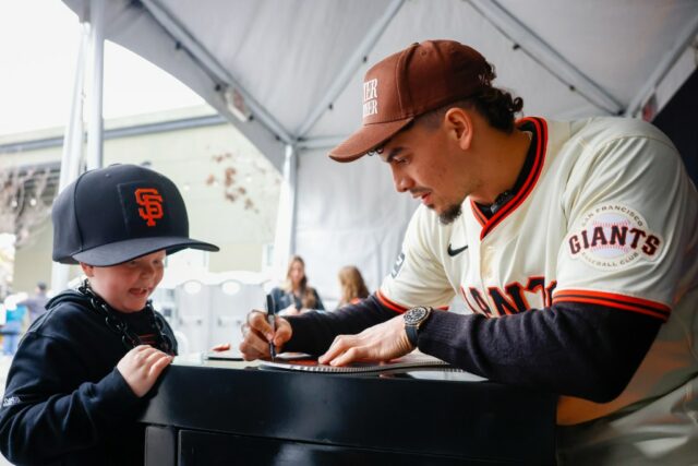 Fotos: SF Giants FanFest geht nach San Jose

