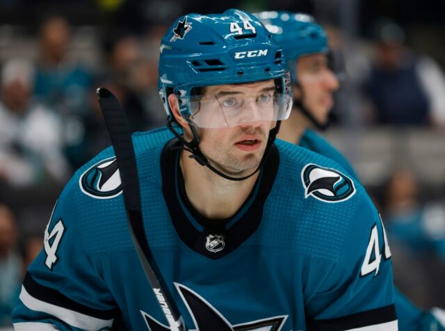 Als er einen Meilenstein erreicht, erinnert sich Vlasic von den Sharks, was er nach seinem NHL-Debüt gedacht hatte

