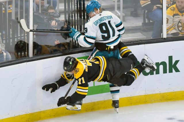 Smith und Askarov glänzen, aber die Frustration der Sharks gegen die Boston Bruins geht weiter

