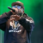 Big Boi gibt während des Divisional Round-Spiels der Kansas City Chiefs eine Halbzeitshow, wobei Lannell Lightfoot die Nationalhymne singt