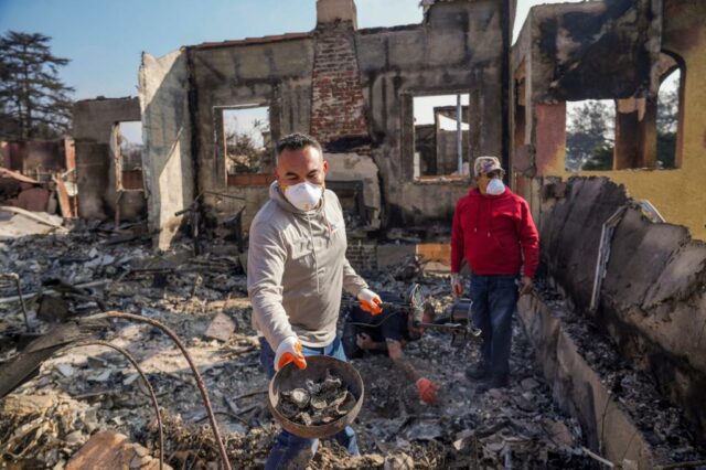 Es kommt zu Rissen in der GOP des Repräsentantenhauses, nachdem der Redner gedroht hat, die Waldbrandhilfe in Kalifornien an Bedingungen zu knüpfen

