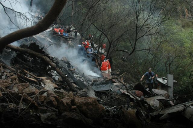 three killed in indian coast guard helicopter crash in gujarat