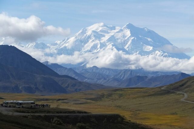 Kann Präsident Trump den Golf von Mexiko in „Golf von Amerika“ und Denali in „Mount McKinley“ umbenennen? Ist das legal?

