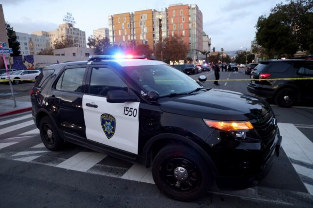 Am Silvesterabend wurde in East Oakland ein Mann tödlich erstochen

