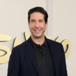 Warum David Schwimmer immer noch von seinem Auftritt als Moderator bei „SNL“ im Jahr 1995 traumatisiert ist