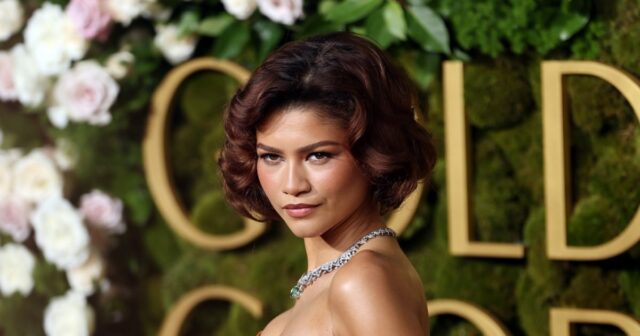 Fans denken, dass Zendayas Golden Globes Tattoo Tom Holland gewidmet ist

