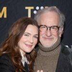 Steven Spielberg sagt, Drew Barrymore habe in ihm den Wunsch geweckt, Vater zu werden.