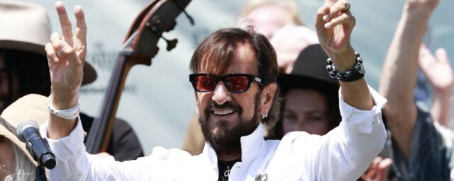 Ringo Starr enthüllt den Rock'n'Roll-Pionier, wie er sich wünschte, er könnte singen; Teilt die Inspiration hinter ihrem neuen Song „Thankful“

