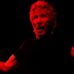 Roger Waters stammt aus der Luxusbox seiner 2023 -Version des klassischen Albums von Pink Floyd 'The Dark Side of the Moon' '