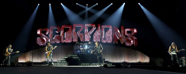 Scorpions verschieben Aufenthalt in Las Vegas auf 2025, da sich Schlagzeuger Mikkey Dee weiterhin von „schwerer Blutinfektion“ erholt

