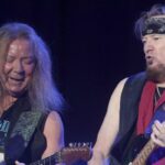 „Wir machen es wieder“: Adrian Smith von Iron Maiden rettet Gitarren, während sein Haus bei Waldbränden in LA brennt