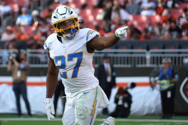 JK Dobbins verrät, ob er zu den Chargers zurückkehren wird

