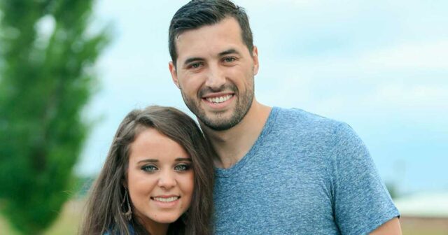 Jinger Duggar erinnert sich, wie sich bescheidene Kleidung auf TLC-Fotoshootings auswirkte

