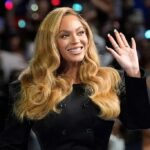 Beyoncé spendet 2,5 Millionen US-Dollar für die Waldbrandbekämpfung, ebenso wie Entertainer wie Paris Hilton, Eva Longoria und andere