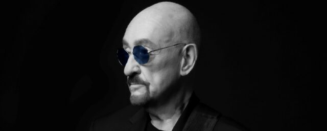 Dave Mason, ehemaliges Mitglied von Traffic, ist kurz davor, ein neues Solo -Album "A Shade of Blues" nach einem erfolgreichen Herzbetrieb zu veröffentlichen

